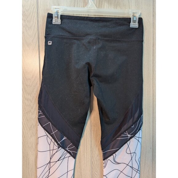 Fabletics High-Rise Mesh Powehold Crop Leggings Abstract Print Black/White XS - Picture 5 of 10